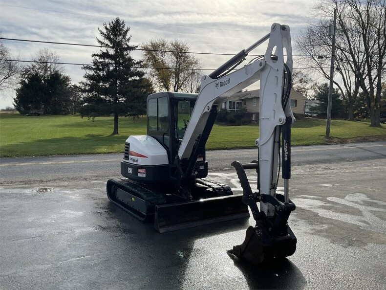 2013 BOBCAT Excavator E50